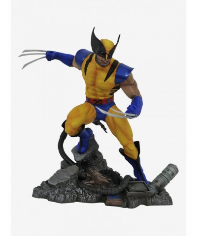 Diamond Select Marvel Wolverine Striking Pose Statue $23.95 Statues